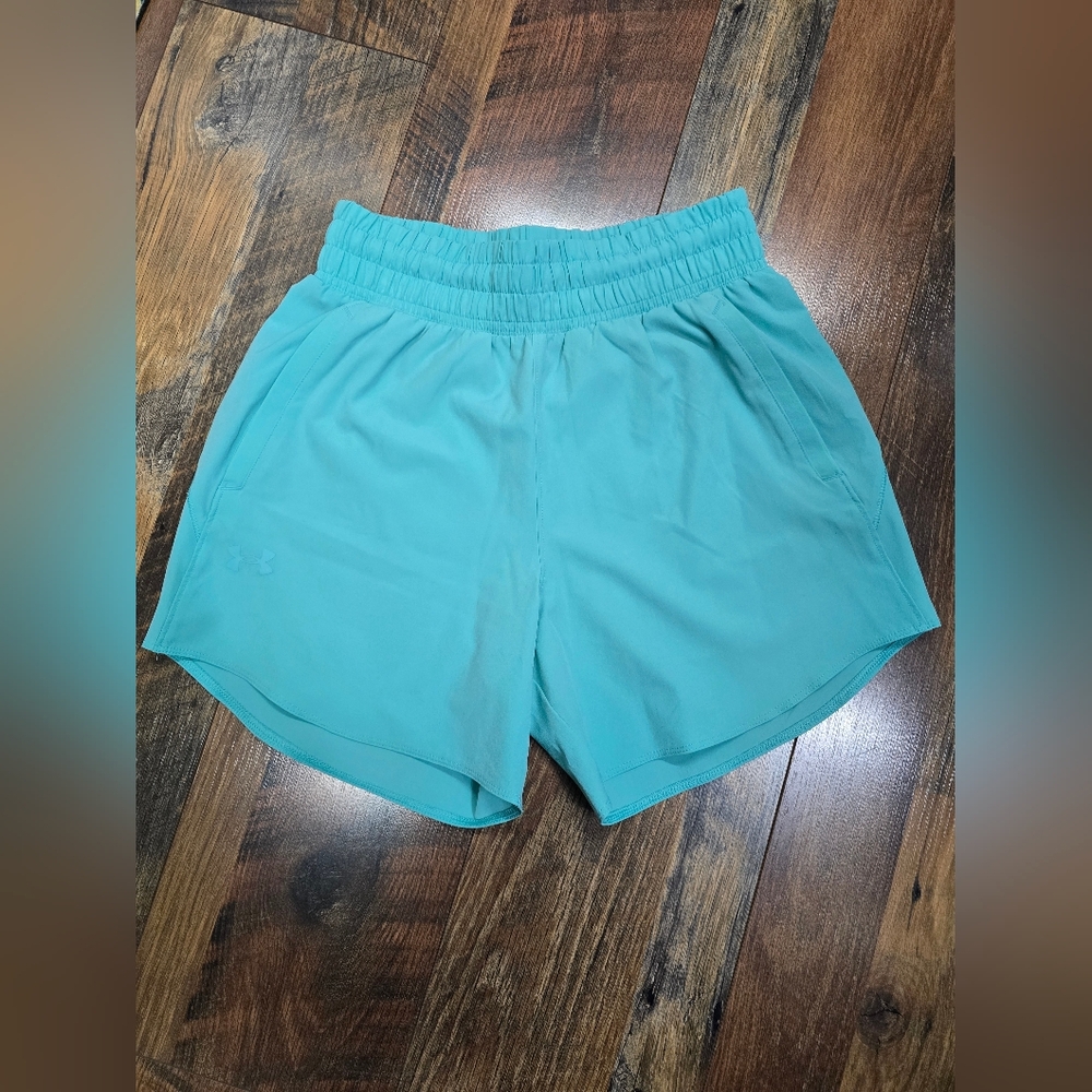 Womens Under Armour Athletic Shorts Sz. XS